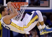 开云体育官网-戈麦斯扛起全队，曼联巅峰对决险胜马赛