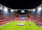 开云体育-绝杀时刻，恩比德关键一投助湖人险胜深圳