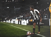 开云APP-绝境中的银箭觉醒，勒克莱尔独扛大旗，雷诺车队惊天逆转阿斯顿马丁