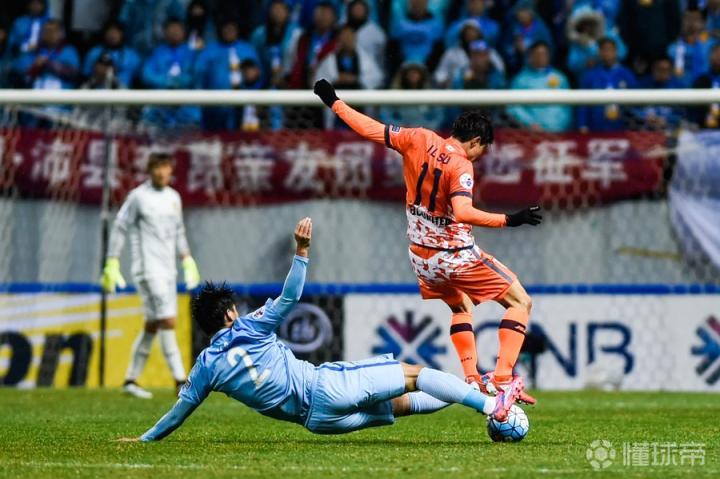 意大利横扫瑞士,客场全取三分的简单介绍 意大利横扫瑞士,客场全取三分的简单介绍