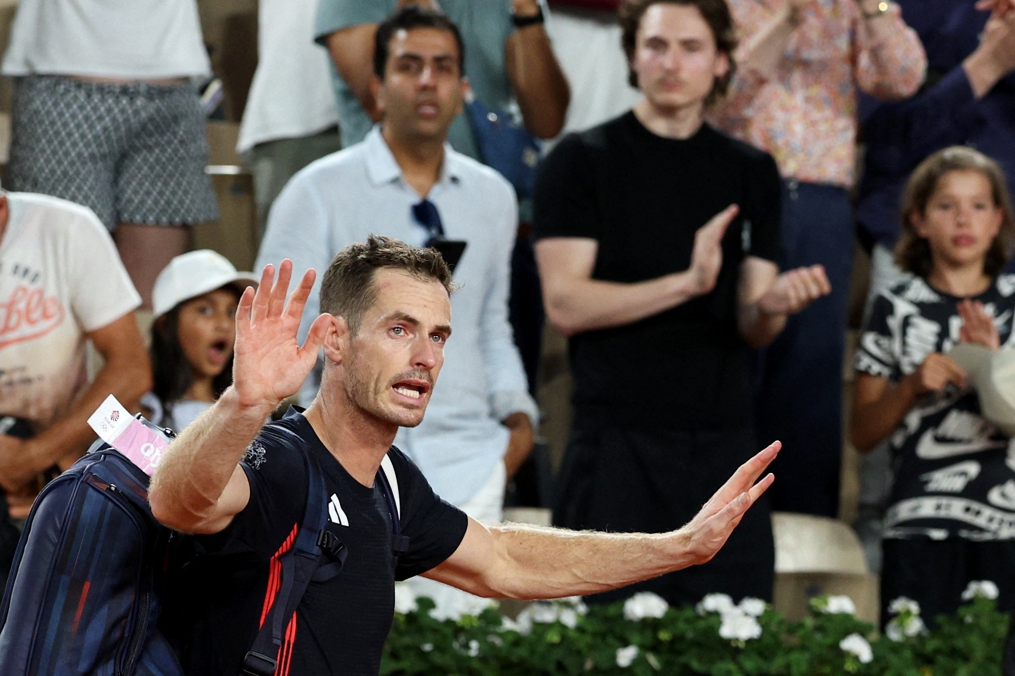 澳大利亚网球队力克西班牙网球队，穆雷完成帽子戏法