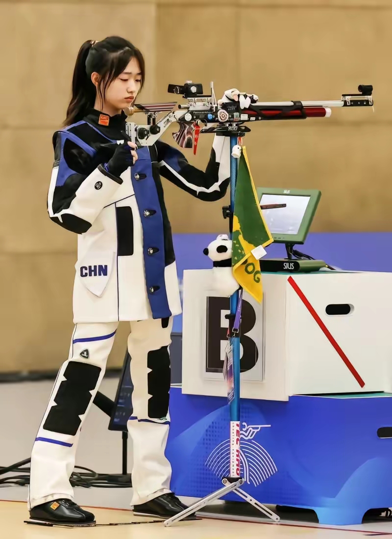 韩国运动员在射箭比赛中勇夺冠军 韩国运动员在射箭比赛中勇夺冠军