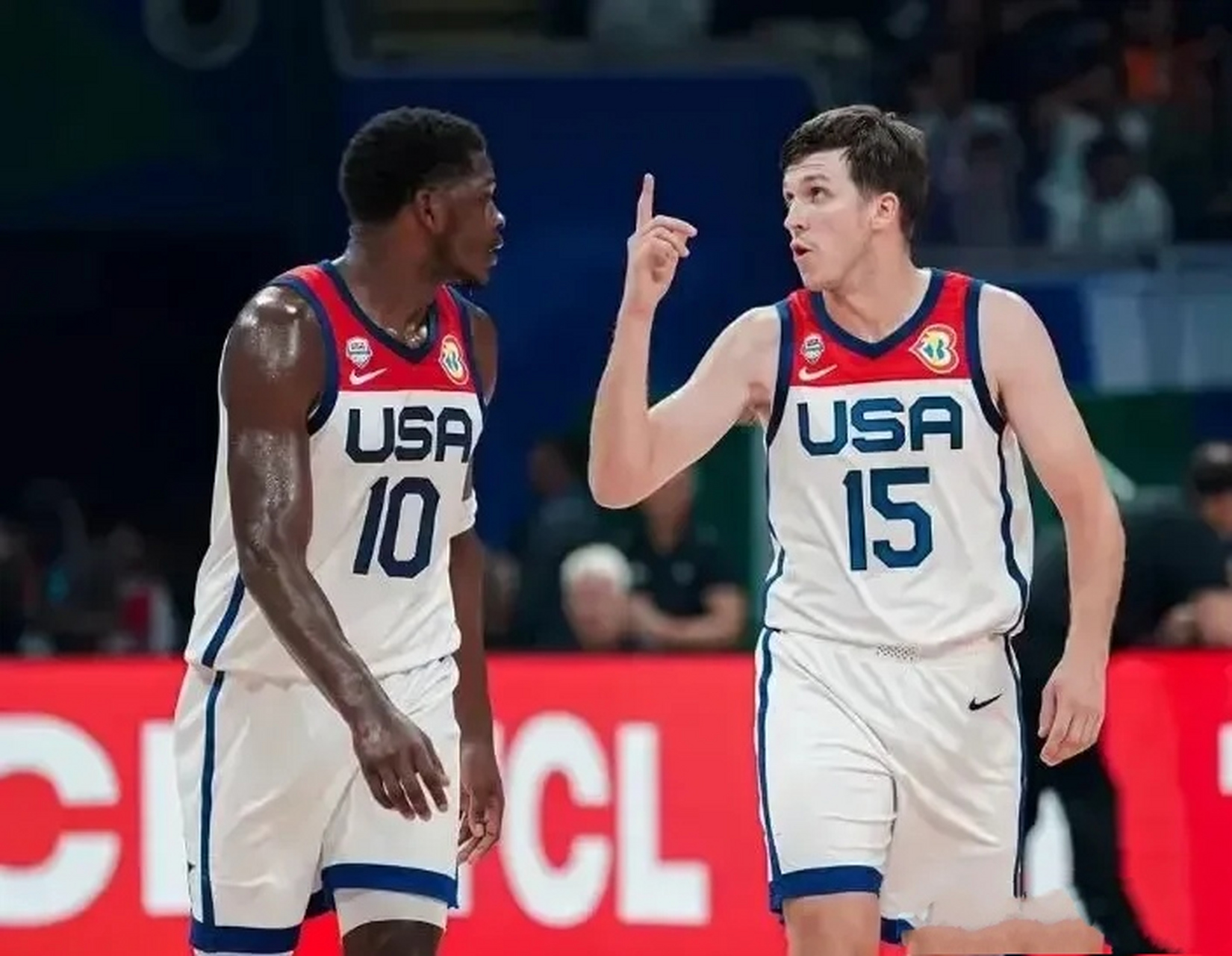 美国男篮碾压菲律宾男篮，加里纳利制霸全场的简单介绍