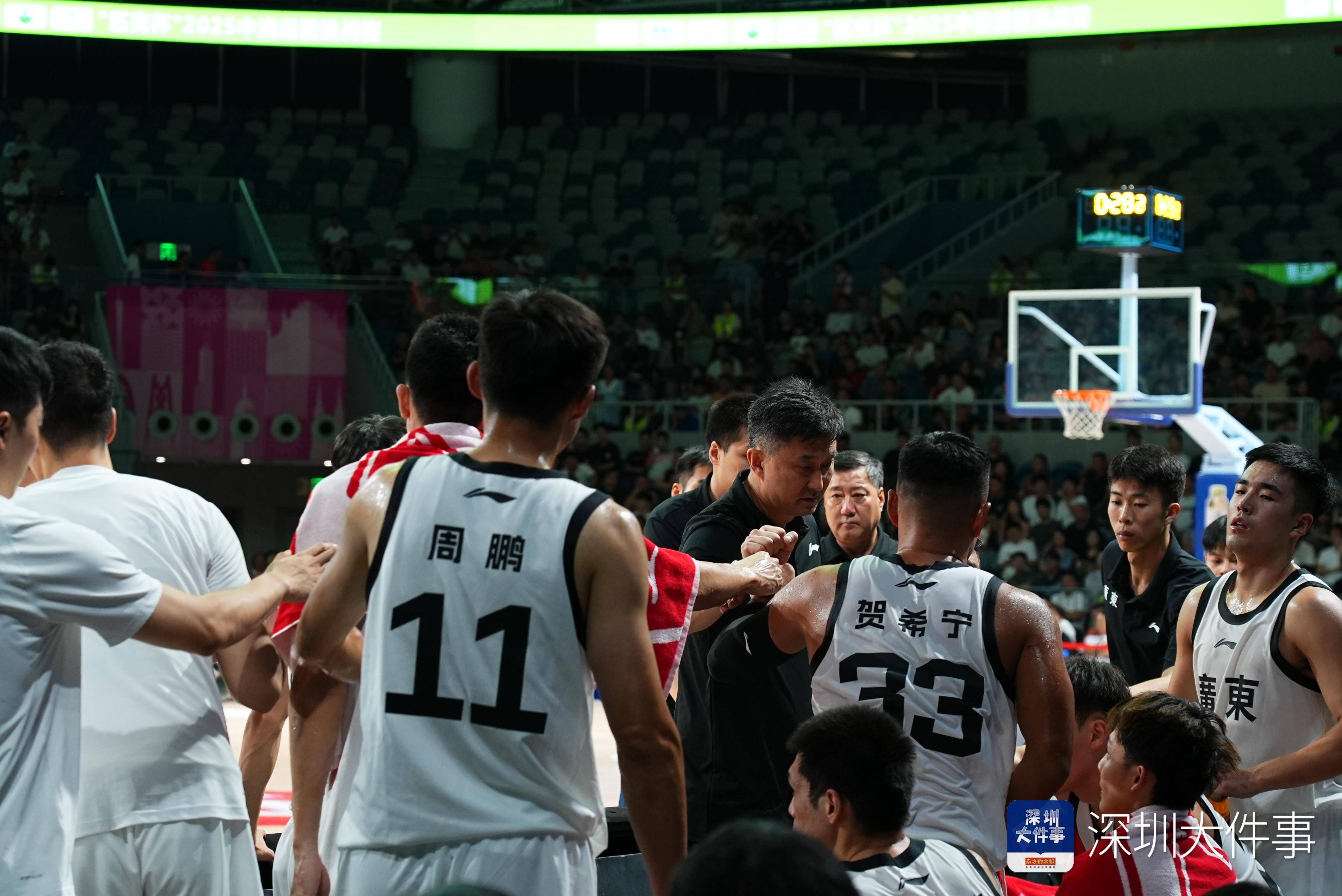 广东男篮在比赛中展现出坚韧的心态,成功击败对手的简单介绍 广东男篮在比赛中展现出坚韧的心态,成功击败对手的简单介绍