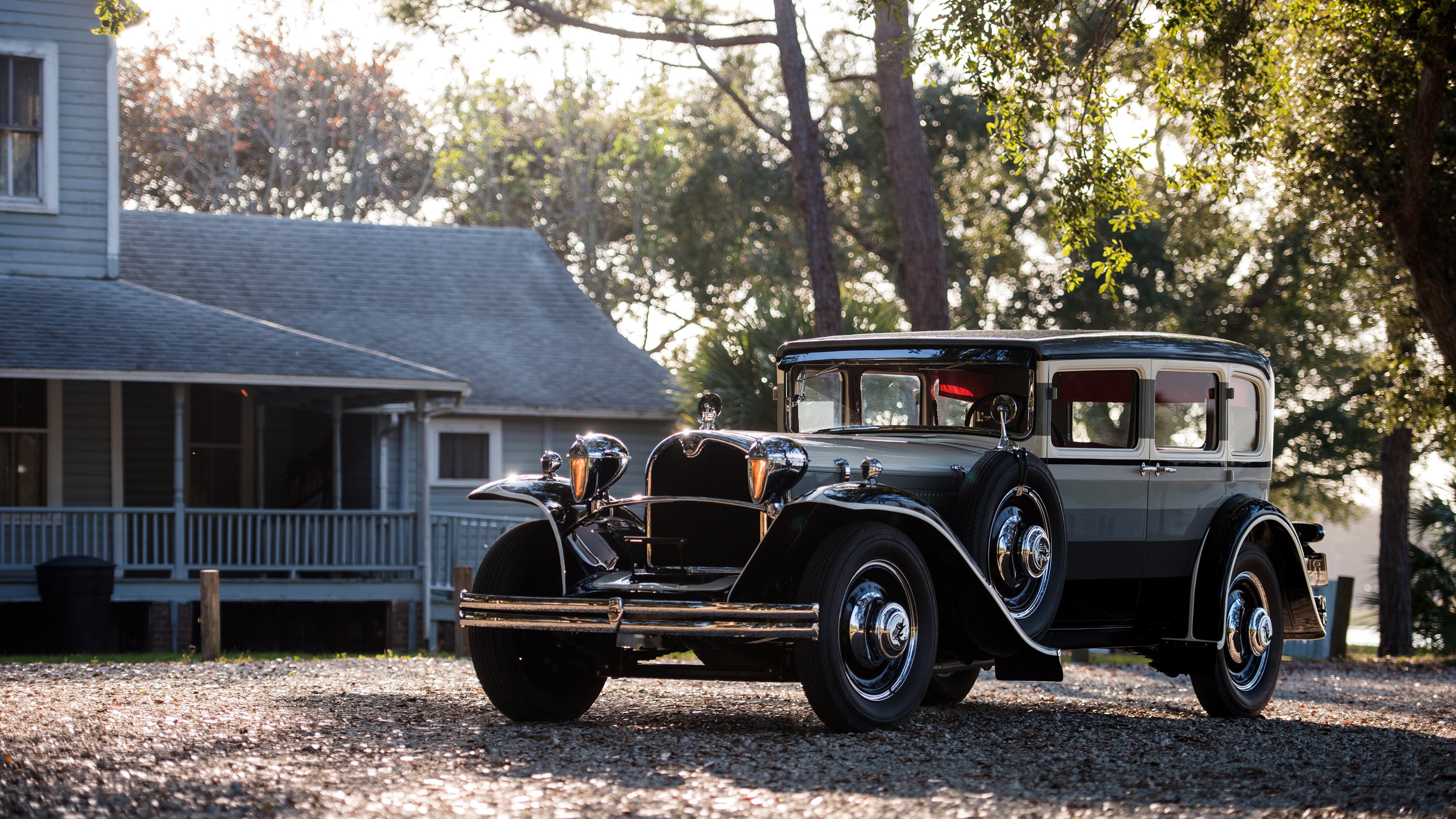赛道与绿茵场的双重奏鸣，当F1新赛季揭幕战之夜遇见罗德里带队取胜