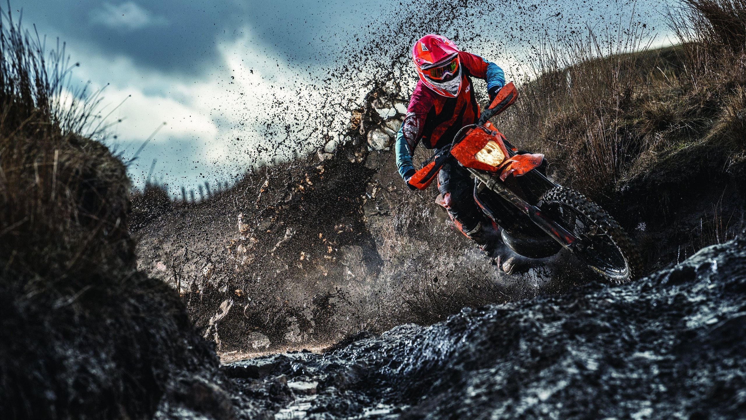 萨拉赫爆发引领埃及崛起，几内亚速胜塞维利亚展现非洲足球新势力